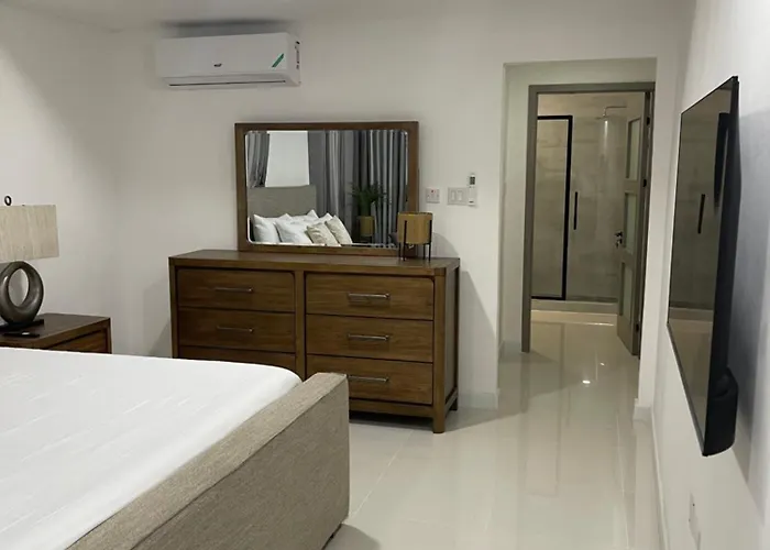 Sun Shine Luxury 3 Bedroom Villa Ocho Rios